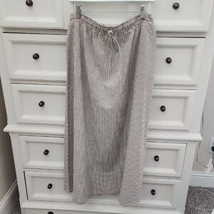 NWT Neuflora Sonoma Taupe Gingham Skirt L